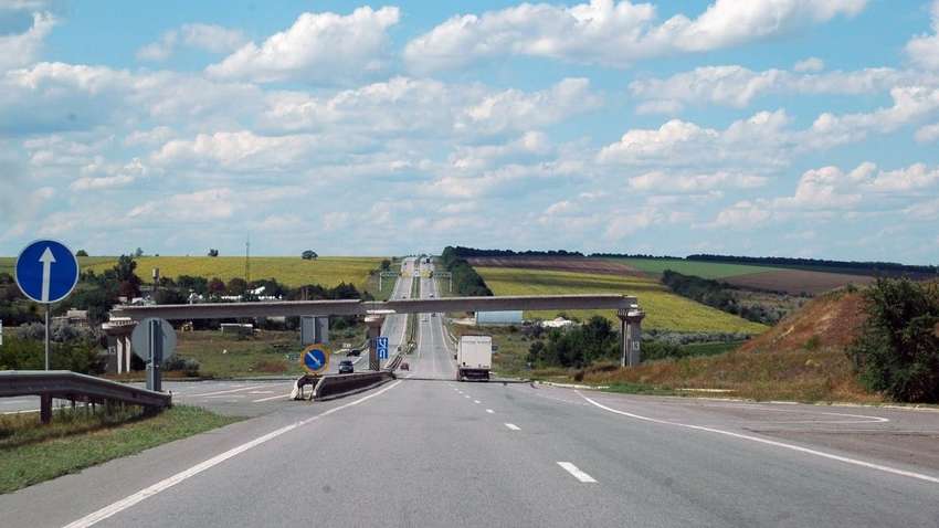 На трасі Одеса — Київ підвищений ризик ДТП: в чому причина (ВІДЕО) На трасі Одеса — Київ підвищений ризик ДТП: в чому причина (ВІДЕО)