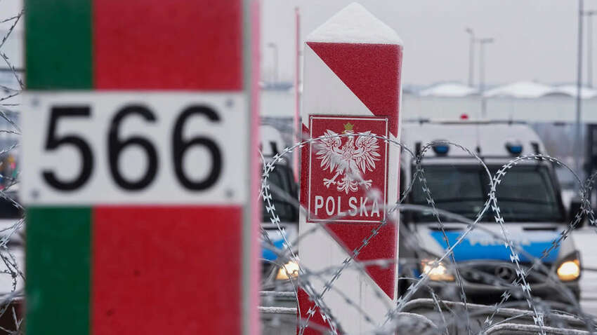 Польша просит своих граждан срочно эвакуироваться из Беларуси: в чем причина