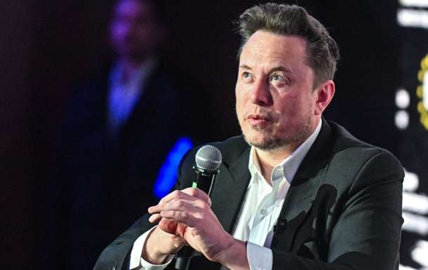 Почему РФ вторглась в Украину: Маск высмеял ответ Путина Карлсону