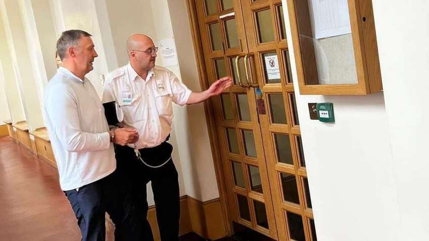 Украинский бизнесмен, который является ответчиком по многомиллионному делу в английском суде, был арестован в Лондоне Украинский бизнесмен, который является ответчиком по многомиллионному делу в английском суде, был арестован в Лондоне