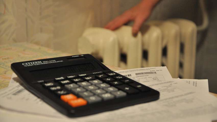 Кабмін хоче змусити українців економити на опаленні та гарячій воді