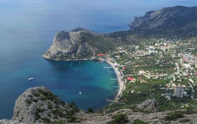 В Крыму снова взрывы – беспилотники над Севастополем В Крыму снова взрывы – беспилотники над Севастополем