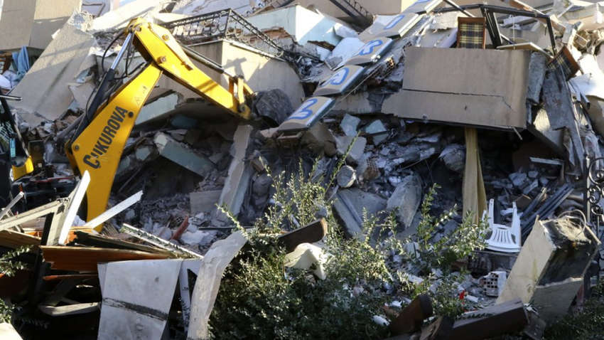 Новое землетрясение в Албании: количество жертв возросло до 16