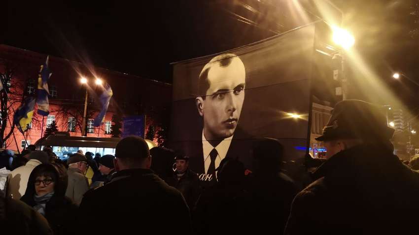 Ізраїль і Польща обурені українськими маршами в пам'ять Степана Бандери