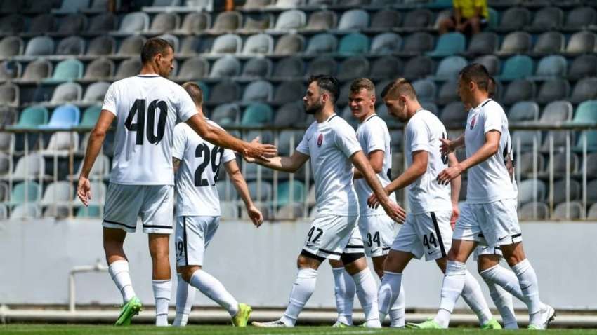 Луганская "Заря" обыграла турецкий клуб со счетом 22:0 в контрольном матче (ВИДЕО)  Луганская "Заря" обыграла турецкий клуб со счетом 22:0 в контрольном матче (ВИДЕО)