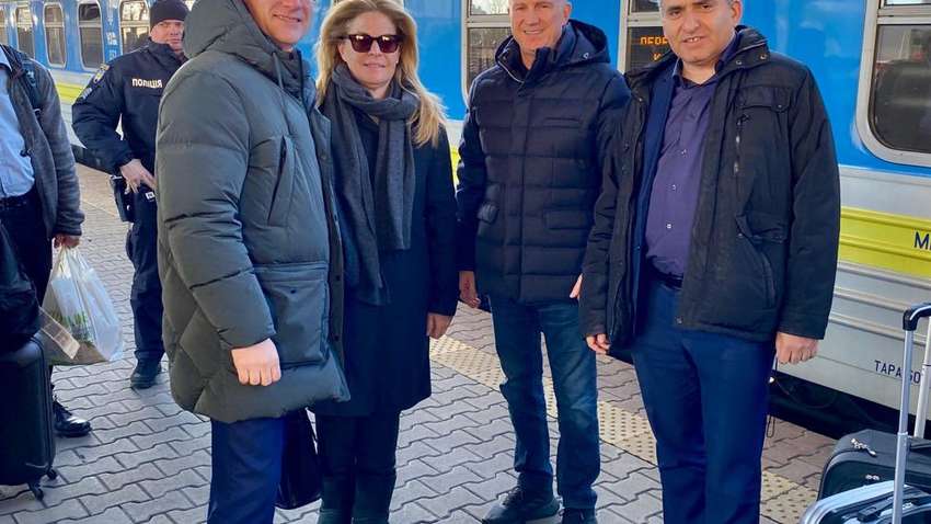 Иерусалим услышал сигнал США: парламентская делегация Израиля прибыла в Киев