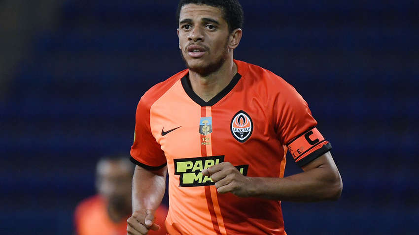 "Милан" также проявлял интерес к капитану "Шахтера" Тайсону, но получил отказ - агент