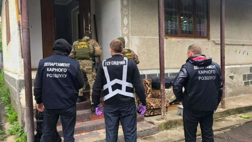 Обманывали фермеров по всей стране: полиция уличила масштабную преступную группу в присвоении 18 млн грн