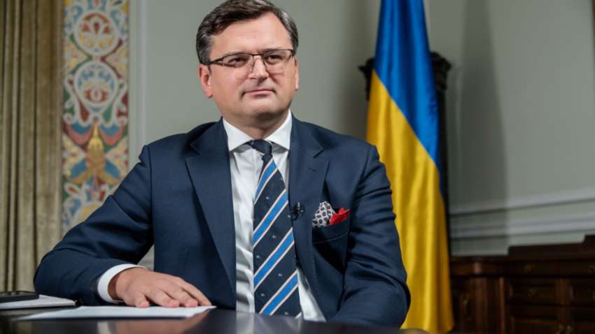 Україна зміцнює зв'язки з Африкою: деталі візиту Кулеби до трьох країн Україна зміцнює зв'язки з Африкою: деталі візиту Кулеби до трьох країн