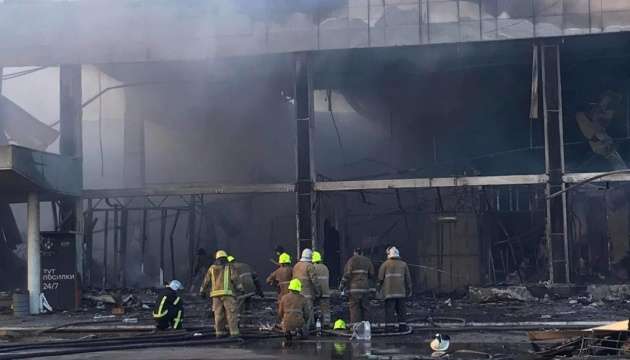 Удар по ТЦ в Кременчуге: мэр рассказал новые подробности и опроверг российские фейки