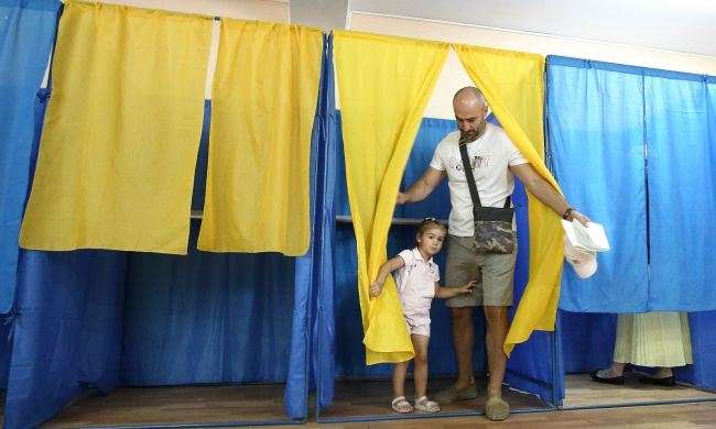 Вибори в Раду: ЦВК опрацювала 90% протоколів