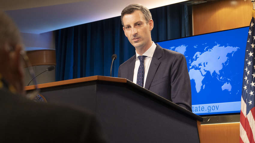 В Госдепе предупредили Лукашенко о последствиях, в случае помощи РФ с вторжением в Украину В Госдепе предупредили Лукашенко о последствиях, в случае помощи РФ с вторжением в Украину