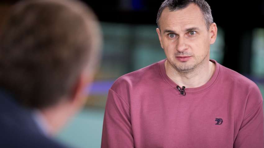 Сенцов назвав українську політику "брудним коритом"