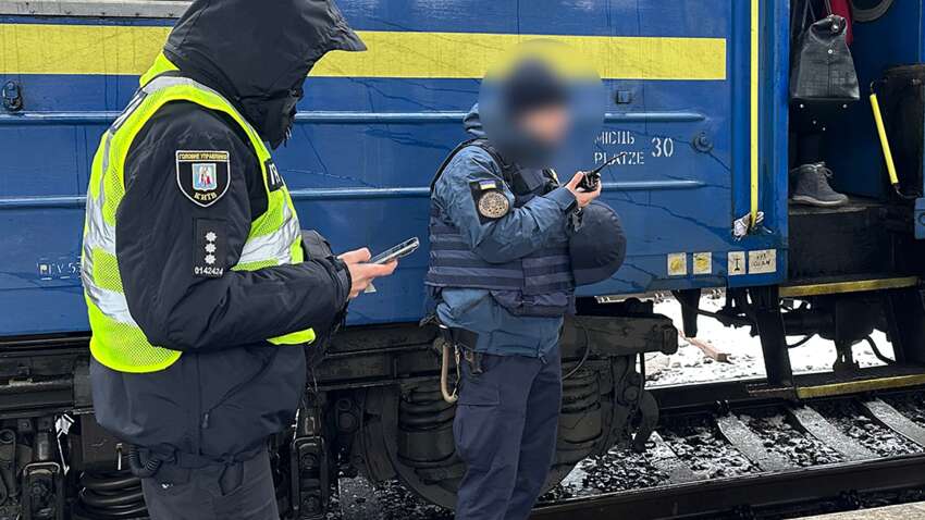 Дефицит мест в поезде: названа причина, которая вас очень удивит Дефицит мест в поезде: названа причина, которая вас очень удивит