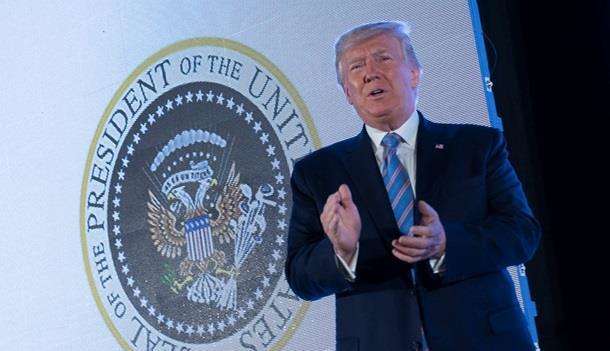 Трамп заявив, що Євросоюз «обдирає» США