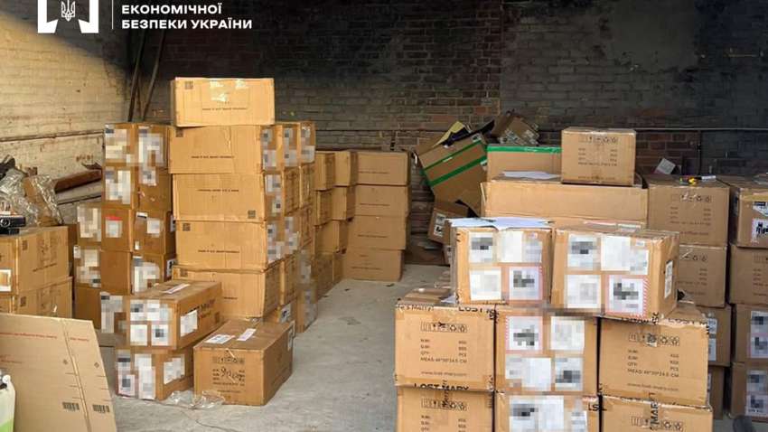 Контрафактный товар на 11 млн грн обнаружило БЭБ: что продавали незаконно