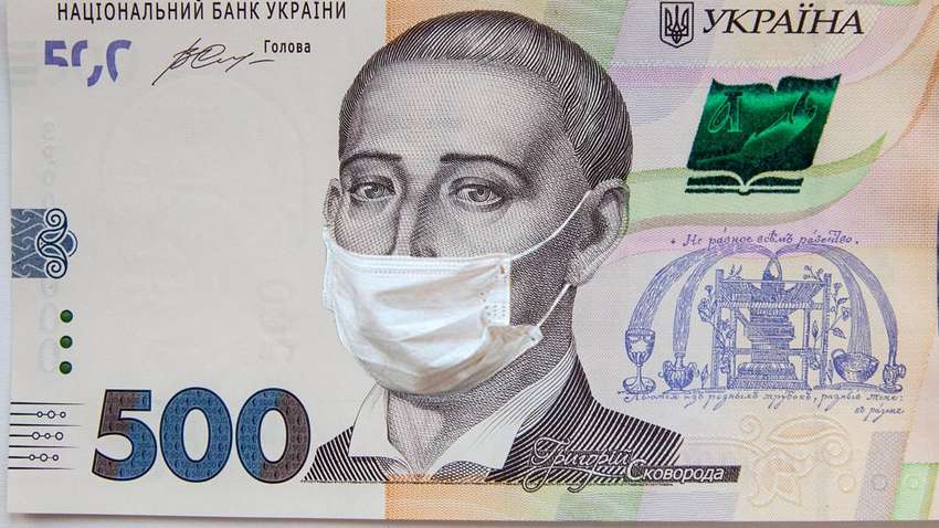 На якому рівні втримається гривня: прогноз експерта