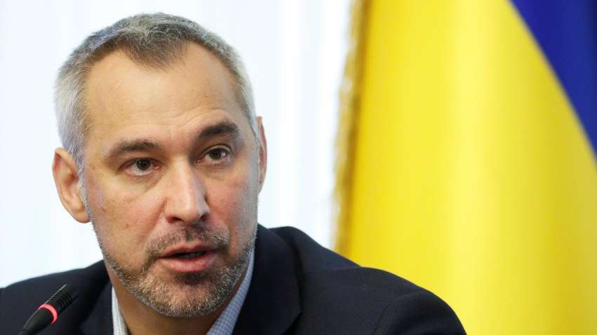 "Слуги" не визначилися зі звільненням Рябошапки