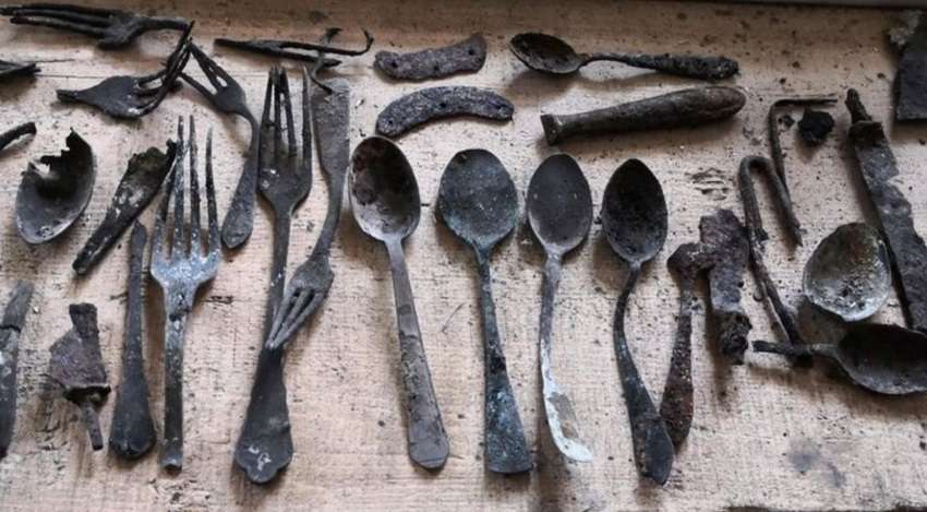 Тайник в'язнів: в Освенцимі в димоході виявили випадкову знахідку