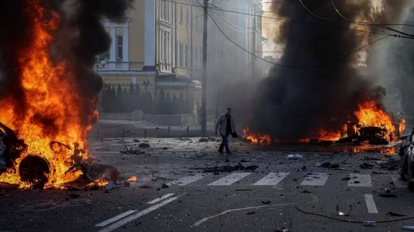 Як часто Путін атакуватиме Україну цієї осені: озвучено несподіваний сценарій Як часто Путін атакуватиме Україну цієї осені: озвучено несподіваний сценарій