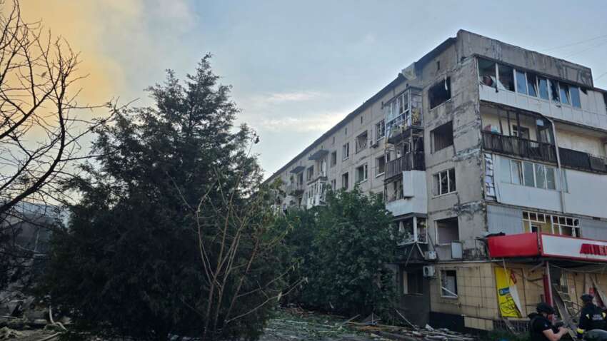 Російські КАБи стирають з лиця землі ще одне місто в Україні: деталі