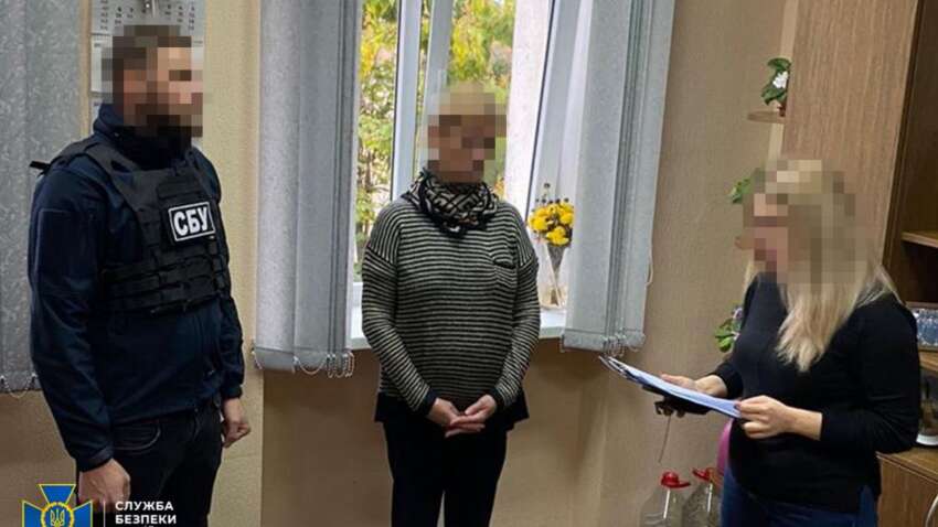 "Да здравствует путин": СБУ взяла чиновниц Одесского горсовета "Да здравствует путин": СБУ взяла чиновниц Одесского горсовета