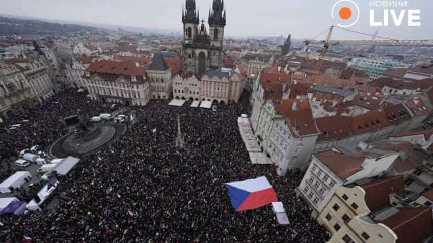 Чехия кипит: из-за чего массовый митинг