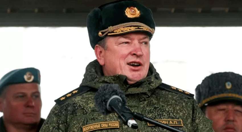 Второе пришествие Лапина: к чему может привести противостояние между российскими военачальниками