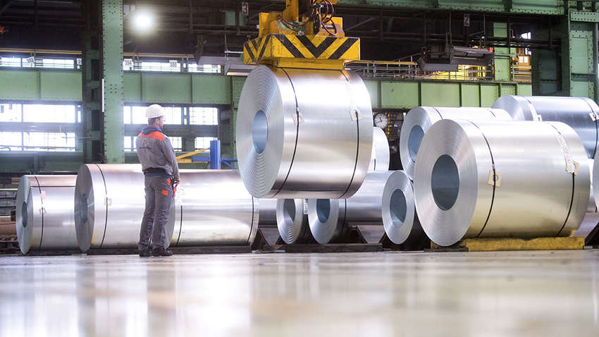 США вводят дополнительные пошлины на импорт стали