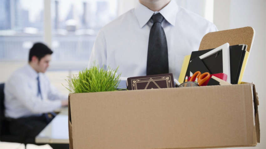 Могут ли украинцев уволить за неявку на работу из-за войны