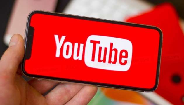 В Кремле нашли объяснение, почему в РФ может перестать работать YouTube В Кремле нашли объяснение, почему в РФ может перестать работать YouTube