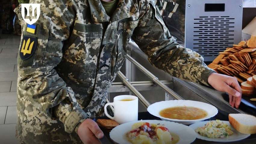 Стало известно, чем кормят украинских военных (ФОТО) Стало известно, чем кормят украинских военных (ФОТО)