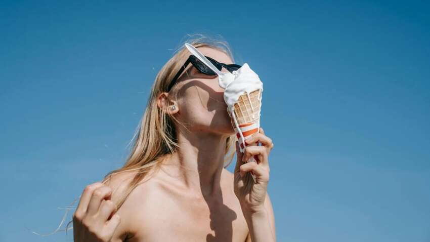 Что не стоит есть в жару: продукты, незаметно вредящие организму летом