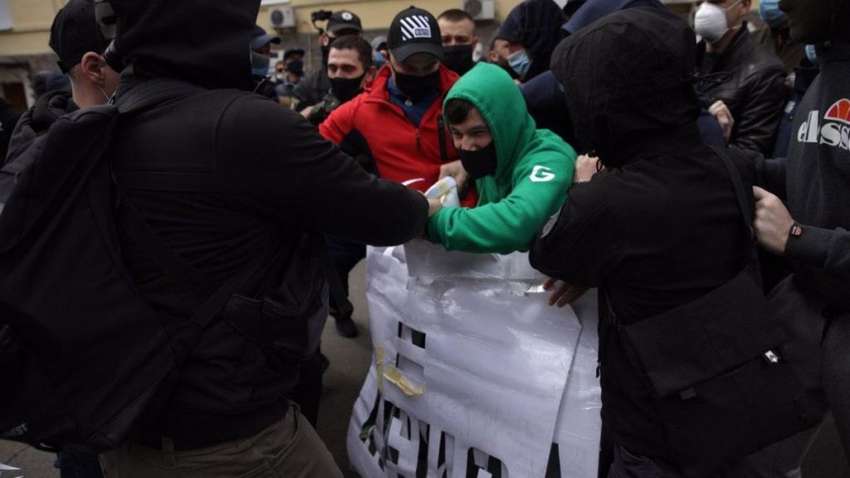 Нацкорпус вимагає від Баканова та Малюськи відреагувати на антиукраїнську діяльність депутатів ОПЗЖ 