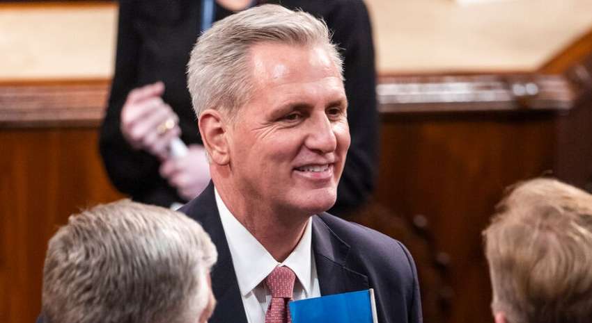 Після своєї відставки Маккарті раптом згадав про Путіна: що заявив республіканець