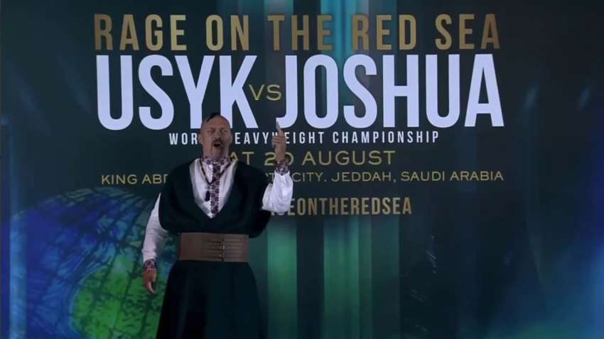 Усик выступил в образе казака на дуэли взглядов с Джошуа (ВИДЕО)