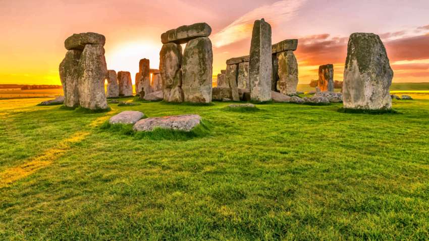 Почему Стоунхендж могут лишить статуса всемирного наследия Почему Стоунхендж могут лишить статуса всемирного наследия