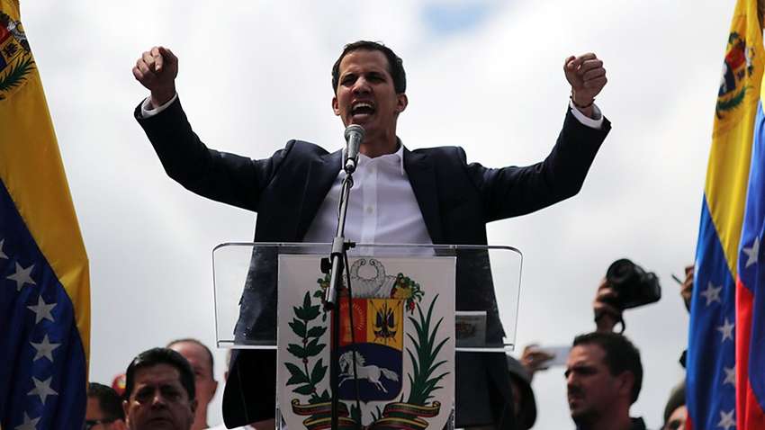Лідер опозиції Хуан Гуайдо повернувся до Венесуели