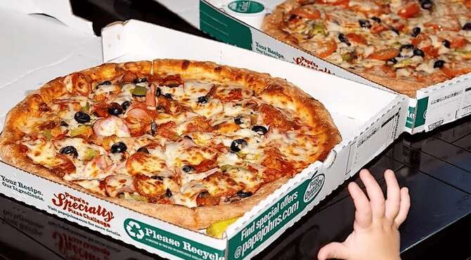 Піца за мільярд доларів: як одна покупка змінила увесь криптовалютний світ