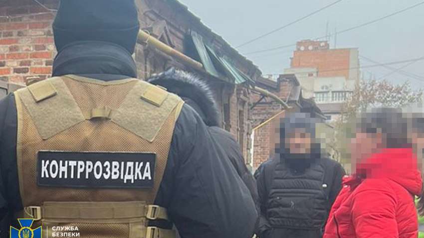 Поджигали ТЦК и авто военных: стало известно, кто действовал в двух областях