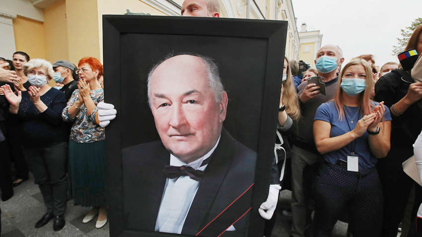 Втрати 2020 року: кого із знаменитостей більше немає з нами