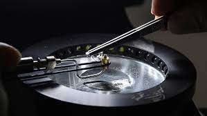 "Задушить режим Путина": евродепутат высказался о необходимости санкций для "Росатома" и российских алмазов