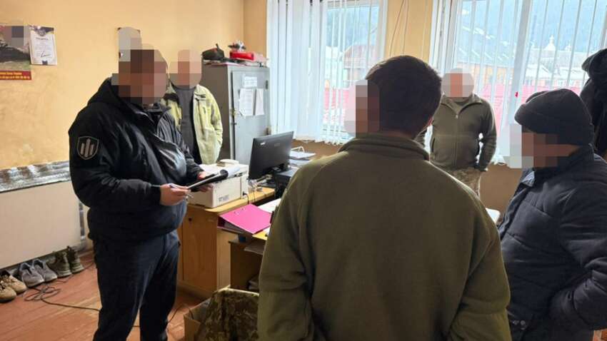 Скандал на Ивано-Франковщине: избиения, пытки и арест руководителя ТЦК