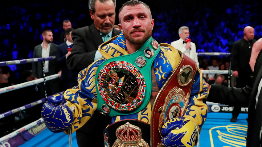 Ломаченко — чемпіон протягом 5 років і 4 місяців. Це найкращий результат серед діючих чемпіонів