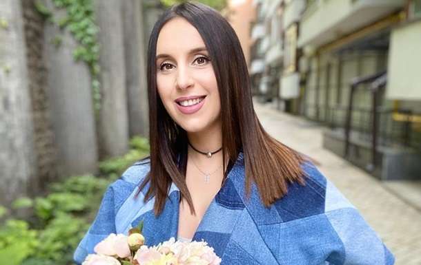 Зовсім юна: Джамала показала серію архівних підліткових фото