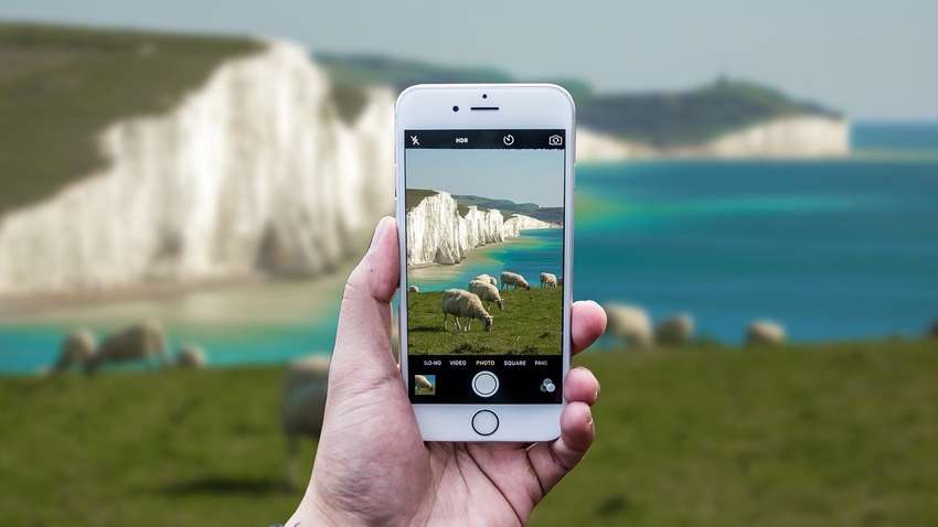 Компания Sony разработала технологию для улучшения камер на смартфонах