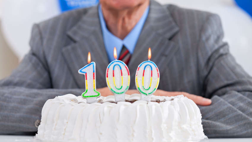 Ученые выяснили, сколько максимально долго может прожить человек Ученые выяснили, сколько максимально долго может прожить человек