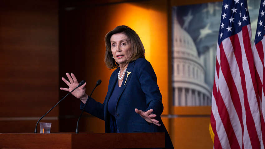 Пелосі: "Кремль намагається вплинути на вибори президента США з вигідним результатом для себе"