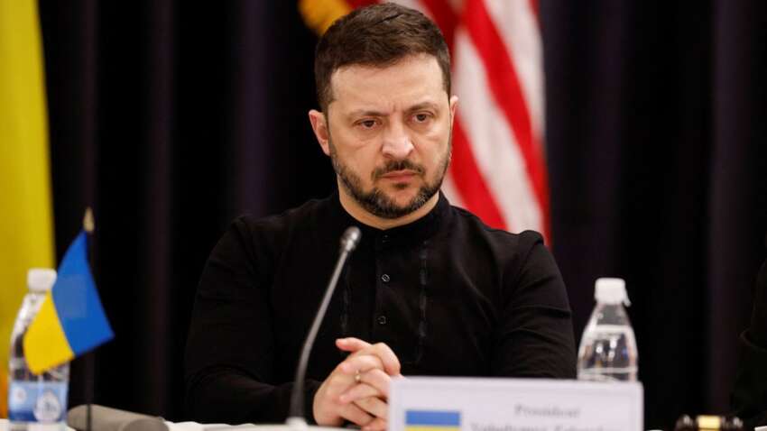 Почему Зеленский загнал себя в тупик: что произойдет, если он подпишет мирный план Трампа