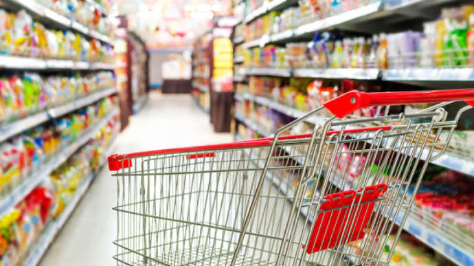 Степанов объяснил, почему во время локдауна разрешено торговать алкоголем